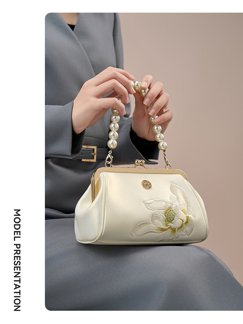 New Chinese style Embroidery Cowhide Leather Kiss Lock Clutch Bag Lotus Evening Handbag