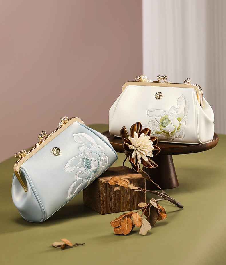 New Chinese style Embroidery Cowhide Leather Kiss Lock Clutch Bag Lotus Evening Handbag