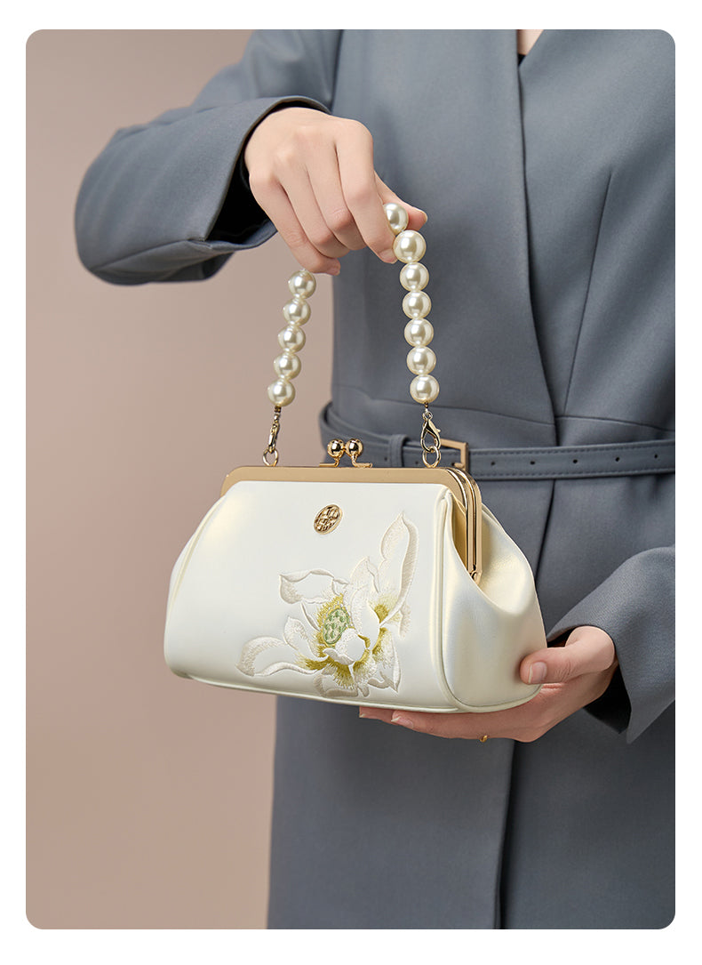 New Chinese style Embroidery Cowhide Leather Kiss Lock Clutch Bag Lotus Evening Handbag